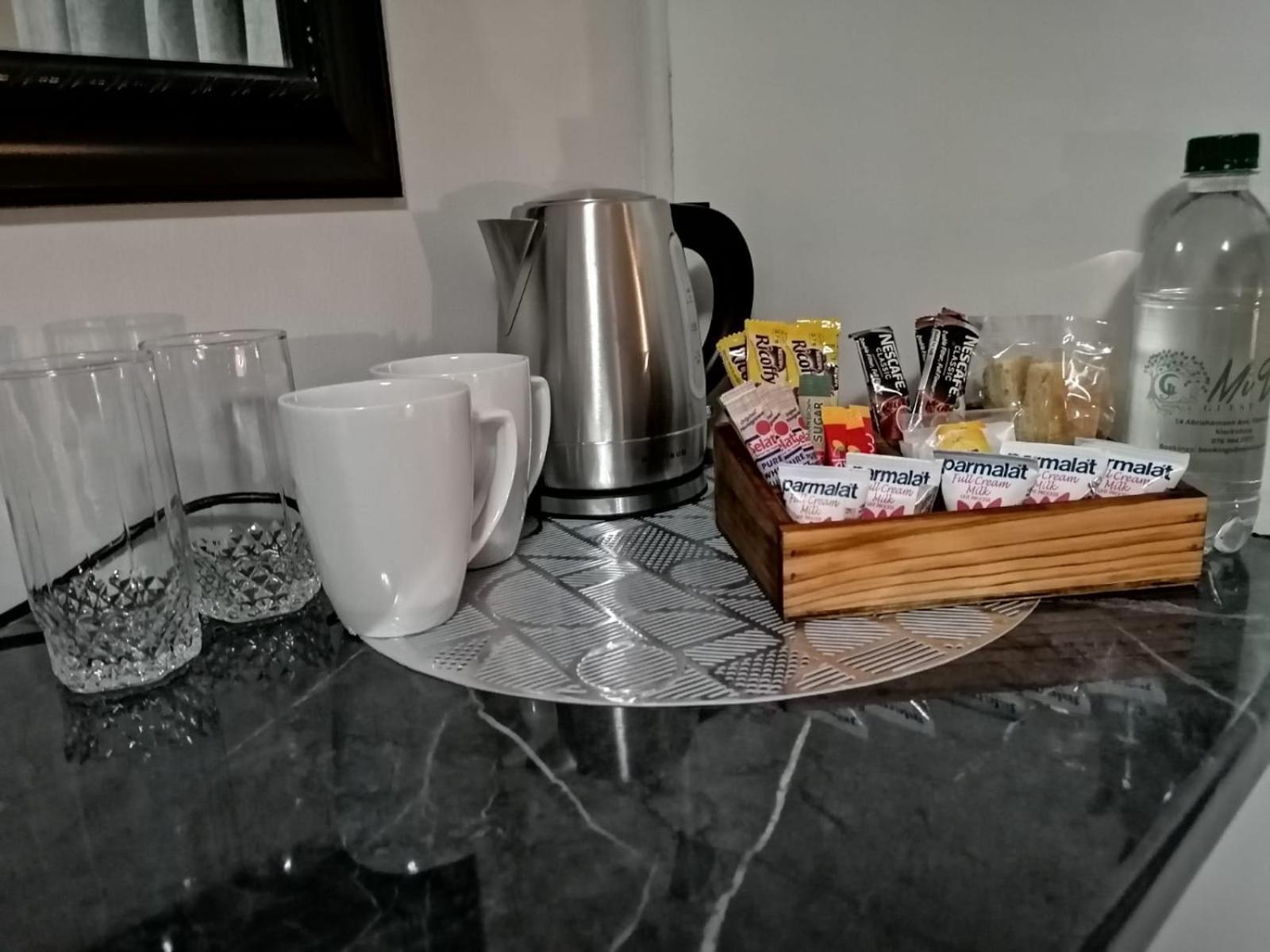 Mi Vida Guesthouse Клерксдорп Экстерьер фото